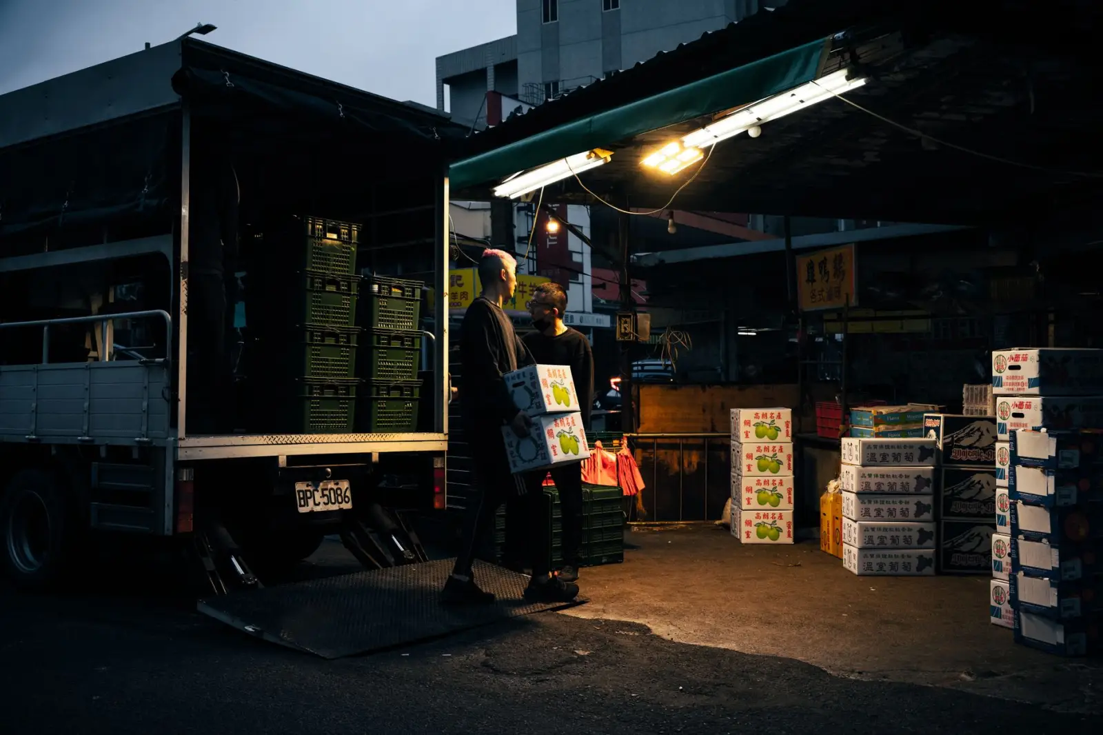 商超渠道抽纸选品趋势:从面巾纸克重与柔韧度看品质升级
